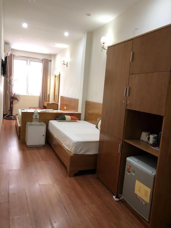 Old Town Palace Guest House Hanoi Buitenkant foto