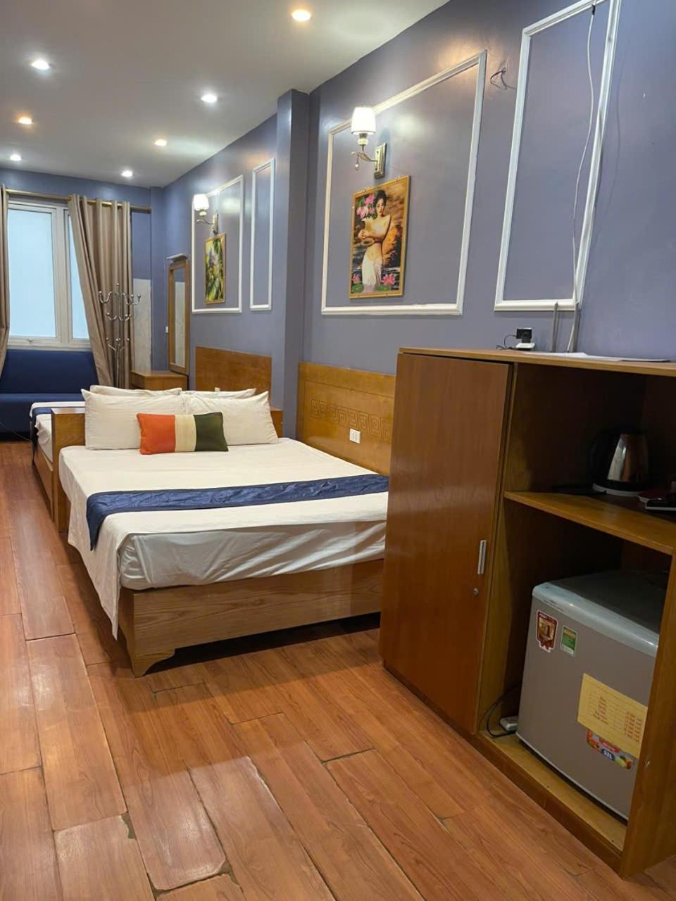 Old Town Palace Guest House Hanoi Buitenkant foto